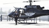 U VELIKOM STILU: Tom Kruz stigao na premijeru nastavka Top Gana u helikopteru! (FOTO/VIDEO)