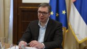 ZAKLETVA UZ GARDISTE I HIMNU: Predsednik Aleksandar Vučić danas u Narodnoj skupštini počinje drugi mandat