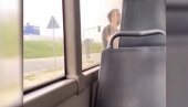 DRAMATIČAN SNIMAK IZ BEOGRADA: Vozač autobusa se potukao sa muškarcem! (VIDEO)