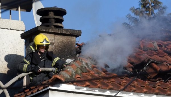 ТРАГЕДИЈА КОД МЛАДЕНОВЦА: Избио пожар у кући, настрадао мушкарац