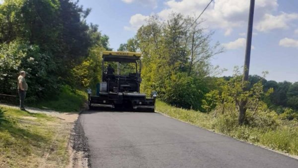 СИМЕ МАРКОВИЋА УСКОРО У НОВОМ РУХУ: При крају радови на обнови саобраћајнице у Барајеву