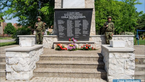 ЖИВОТЕ ДАЛИ ЗА СЛОБОДУ: Венци за Дан победе на споменику палих црвеноармејаца (ФОТО)