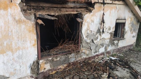 MUŠKARAC IZGOREO U NAPUŠTENOJ KUĆI: Beskućnik Mića zaspao zauvek - zrenjaninski vatrogasci pronašli ugljenisano telo
