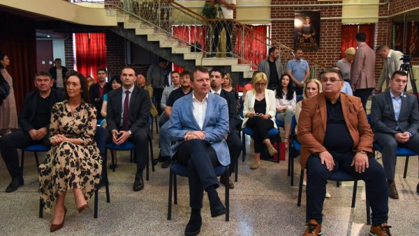 МИРОВИЋ: За обнову културних установа и центара 265 милиона динара