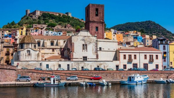 ОТКРИЈТЕ ТАЈНУ МЕДИТЕРАНА: Власти прелепог италијанског острва нуде 15 хиљада евра да га населите