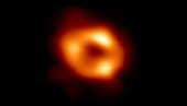 SLAŽE SE SA AJNŠTAJNOVIM PREDVIĐANJIMA: Naučnici oduševljeni otkrićem ogromne crne rupe u Mlečnom putu (FOTO)