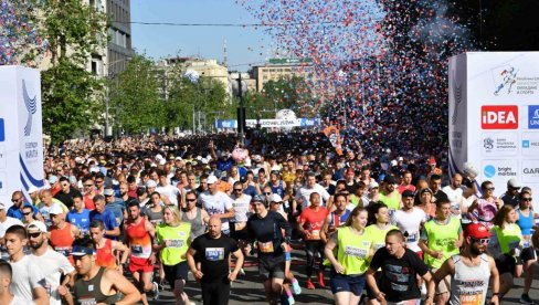 SPEKTAKL U PRESTONICI SRBIJE: Počeo 35. Beogradski maraton