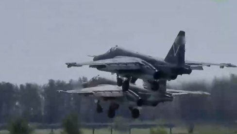 POGLEDAJTE – RUSKI SU-25 U NALETU U DONBASU: Jurišna avijacija tokom borbi podržava pešadiju (VIDEO)