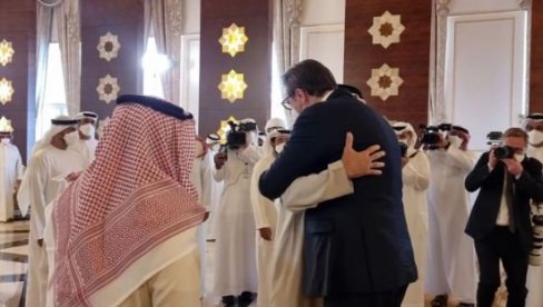 VUČIĆ STIGAO DA ODA POŠTU PREMINULOM VLADARU UAE: Ponosan na iskreno prijateljstvo koje imamo sa šeikom Muhamedom bin Zajedom el Nahjanom