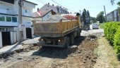 SREĐUJU ULICE NA ČUKARICI: Radnici JKP Beograd put započeli rekonstrukciju Goričke ulice u Sremčici