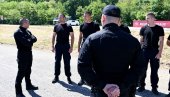 ВУЛИН НА „ТРЦИ ХЕРОЈА“: Србија има најреспектабилнију војску и полицију у региону (ФОТО)