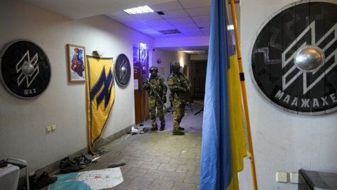 СТРАНЦИ ТРЕНИРАЛЕ БУДУЋЕ ПРИПАДНИКЕ БАТАЉОНА АЗОВ: У ЛНР пронађена база у којој су плаћеници обучавали украјинску војску