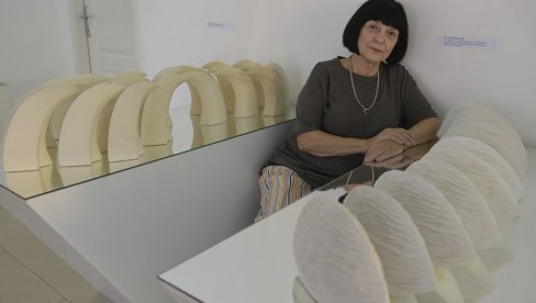 DOSTOJNI SVETSKE MAPE: Delia Iliešiu Prvački o retrospektivnoj izložbi radova u Galeriji savremene umetnosti u Pančevu