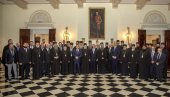 TRADICIONALNA VEČERA U BELOM DVORU: Patrijarh i Sveti Arhijerejski Sabor gosti prestolonaslednika Aleksandra (FOTO)
