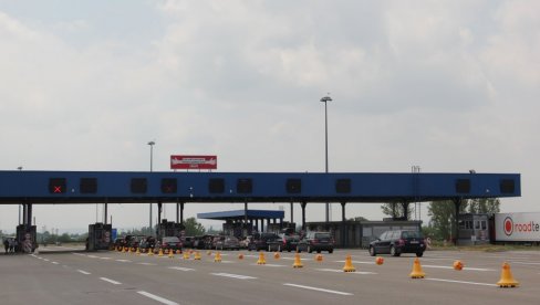 OTVORENI BALKAN ŠTEDI NOVAC I VREME: Na graničnom prelazu Preševo, gde funkcioniše posebna traka namenjena prevoznicima iz tri države