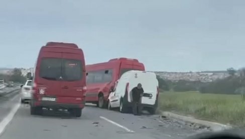 SUDAR U BEOGRADU: Udes dva vozila na putu za Železnik