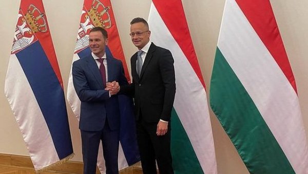 ВЕЛИКА ВЕСТ ЗА ГРАЂАНЕ Мали: Договорено да Србија складишти 500 милиона кубних метара гаса у Мађарској