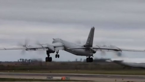 STRATEŠKI BOMBARDERI U PATROLI: „Tupoljevi“ više od 13 sati leteli iznad Čukotskog mora (VIDEO)