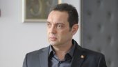 VULIN: Nijedan političar u Evropi nije pokazao snagu i upornost u zaštiti interesa svoje zemlje kao Vučić pred Šolcom