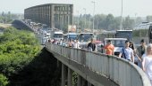 PREVOZ ČEKALI ČAK 45 MINUTA: Mnogobrojni građani žale se na nepoštovanje reda vožnje na linijama GSP