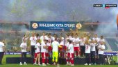 ŽURKA NA MARAKANI: Zvezda na fenomenalan način proslavila osvajanje Kupa Srbije (VIDEO)