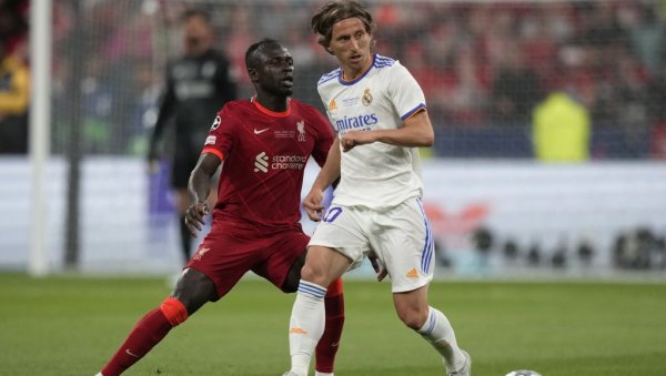 МАНЕ НИЈЕ НА ПРОДАЈУ: Ливерпул одбио понуду Бајерна