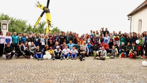 КИШНА „ТРКА УЗ СТЕПЕНИЦЕ“ У ВРШЦУ: Победници Ђуро Борбље и чланица „Кобри“ Невена Јовановић