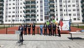 KROV DOBILO 438 BEZBEDNJAKA: Pripadnicima službi bezbednosti u Novom Sadu uručeni ključevi novih stanova