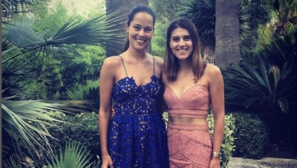 АКО СИ РУЖНА, ЏАБА ТИ БРОЈ 1: Најбоља другарица Ане Ивановић изазвала земљотрес у свету тениса