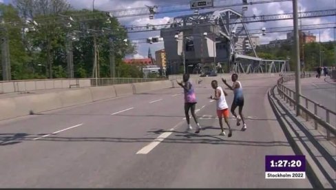 MARATONCI TRČE DODATNI KRUG: Kenijac pobedio u Stokholmu iako je trčao više od kilometra duže od ostalih (VIDEO)