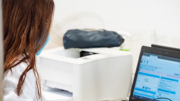 ПОЧИЊЕ ИМУНИЗАЦИЈА: Вакцине против заразних полних болести дистрибуиране у Зрењанин