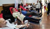 ПРИКУПЉЕНО ВИШЕ ОД 300 ДОЗА КРВИ: Током дводневне меморијалне акције добровољног давања драгоцене течности у врањској Медицинској школи