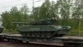 POGLEDAJTE – EŠALONI RUSKIH TENKOVA IDU NA ZAPADNI FRONT: Kompozicija natovarena sa T-80BV u Podmoskovlju