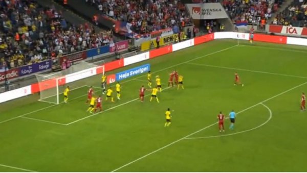 СРБИЈА ВОДИ У СТОКХОЛМУ: Лука Јовић искористио Пиксијево поверење и одужио се голом (ВИДЕО)