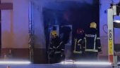 ПОЖАР У НОВОМ САДУ: Ватра гута кућу у Јеврејској улици (ФОТО/ВИДЕО)