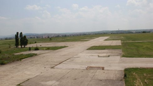НЕМИ СВЕДОК КРАЈА НАТО АГРЕСИЈЕ: Новости на аеродрому у Куманову,  где је пре 23 године потписан војнотехнички споразум