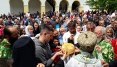 ПЉЕВЉА ОБЕЛЕЖИЛА ДУХОВЕ: Манастир Свете Тројице обележио храмовну славу