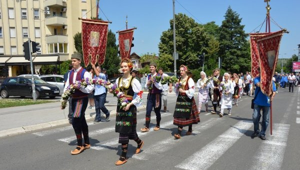 ОПШТИНА ЧУКАРИЦА ОБЕЛЕЖИЛА СЛАВУ: У гостима и представници братских општина