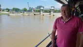 ZDRAVO OTRGAO KAJAKAŠA OD NABUJALE MORAVE: Borba protiv podivljalih reka u čačanskom kraju iznedrila heroja