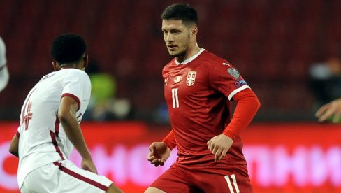LUKA JOVIĆ NASTAVIO DA REŠETA: Srbin postigao dva gola u ubedljivoj pobedi Fiorentine (VIDEO)