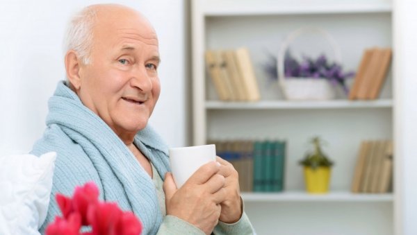 ЧАЈЕВИ ЧУВАЈУ МОЗАК: Пет напитака који спречавају деменцију
