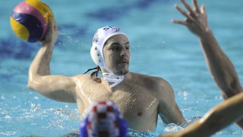 КРУНА НИЈЕ СУЂЕНА: Ватерполисти Новог Београда у финалу Лиге шампиона изгубили од Ференцвароша - 11:13