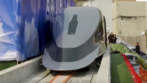 KRETAĆE SE BRZINOM OD 1.000 KILOMETARA NA ČAS: Kineski maglev je najbrži voz na svetu, biće brži i od putničkih aviona! (VIDEO)