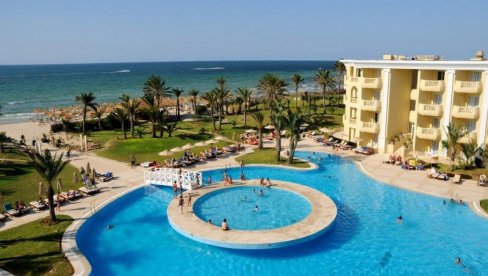 МАГИЧНИ СПОЈ МЕДИТЕРАНА И САХАРЕ: Шармантни Тунис вас чека са својим прелепим, широким, пешчаним плажама