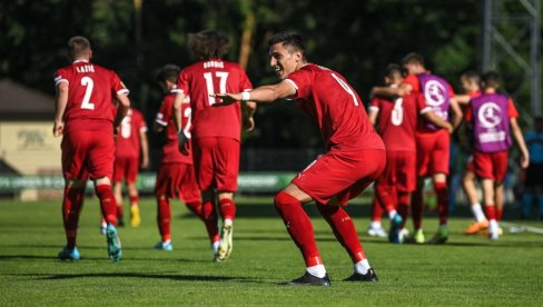 DEBI IZ SNOVA: Mladom srpskom napadaču samo 17 sekundi trebalo da postigne gol za novi klub (VIDEO)
