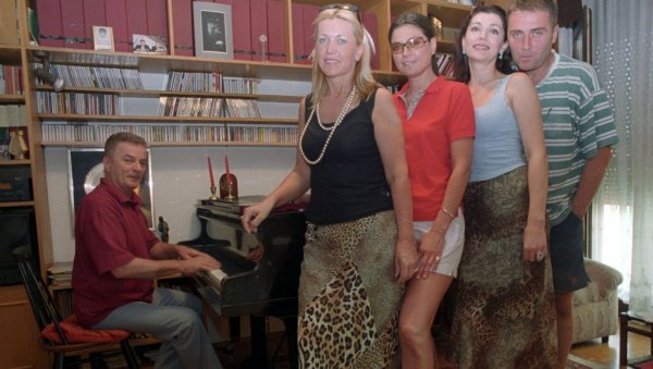 ХУМАНИТАРНИ КОНЦЕРТ ВИДОВДАНСКА РУКОВЕТ: Фондација „Његомир“ проход улаже у вокални и инструментални нараштај народне музике