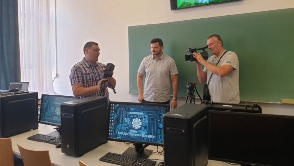 ЛАБОРАТОРИЈЕ У НОВОМ РУХУ: Опрема Електротехничком факултету у Источном Сарајеву