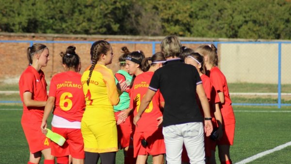 МЛАДЕ ФУДБАЛЕРКЕ ИЗ ВРАЊА НА ФЕСТИВАЛУ У БЕЧУ: Прилика за дружење и усавршавање