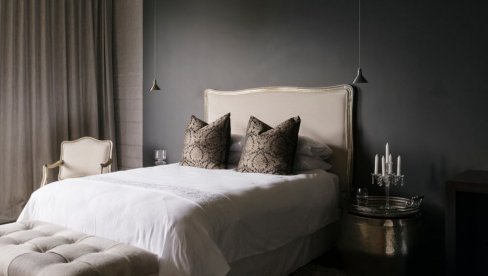 Znate li zašto je posteljina u hotelima UVEK bele boje?