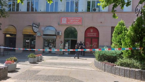 DOJAVE O BOMBI U DOPISNIŠTVIMA RTS: Evakuisan Kulturni centar u Kruševcu, u Vranju i stanari zgrade (FOTO)